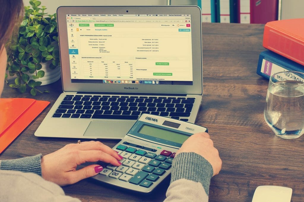 Why Every Freelance Writer Needs an Accountant on Your Side